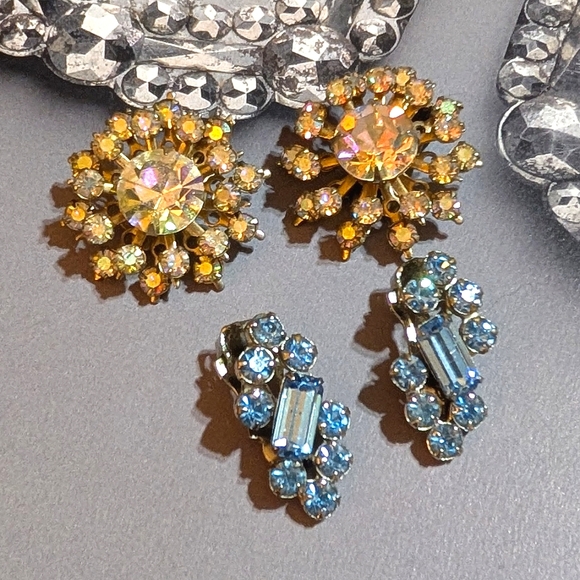 1950s TWO pair Sparkling Rhinestone Clip Earrings - Picture 7 of 7